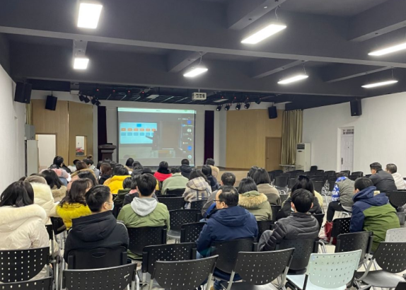 太阳成集团tyc234cc副经理向全校教师作总体国家安全观培训(图8)