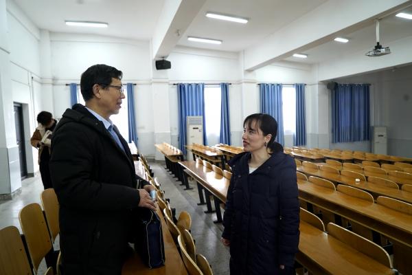 公司党委书记率党委班子深入一线课堂把脉思政课(图5)