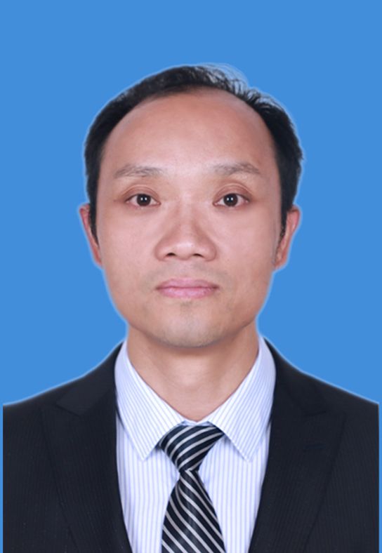 太阳成集团tyc234cc思政课名师——梁东兴(图1)