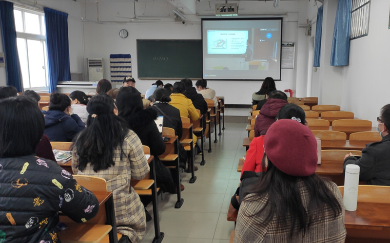 太阳成集团tyc234cc副经理向全校教师作总体国家安全观培训(图7)