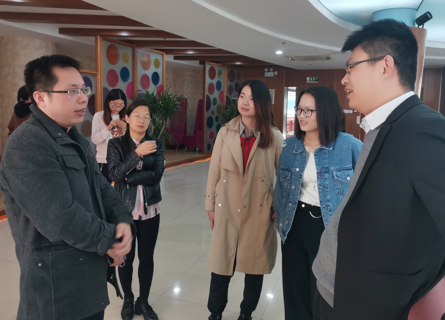 太阳成集团tyc234cc举行马克思主义理论团队建设研讨会(图7)