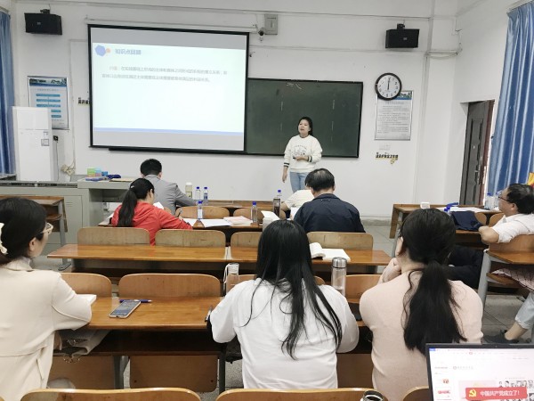 太阳成集团tyc234cc举行学习宣传贯彻党的二十大精神青年教师教学竞赛(图2)